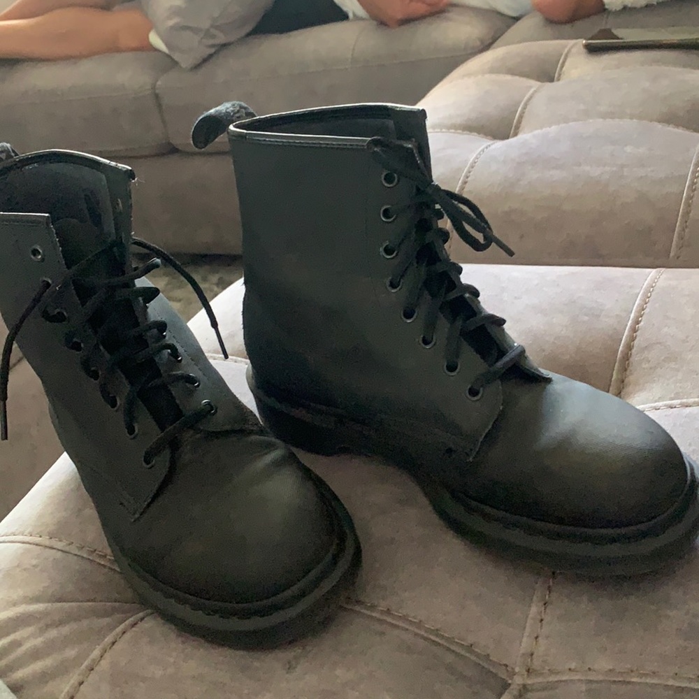 DR. MARTENS 1460 Black WAXED CANVAS Boots